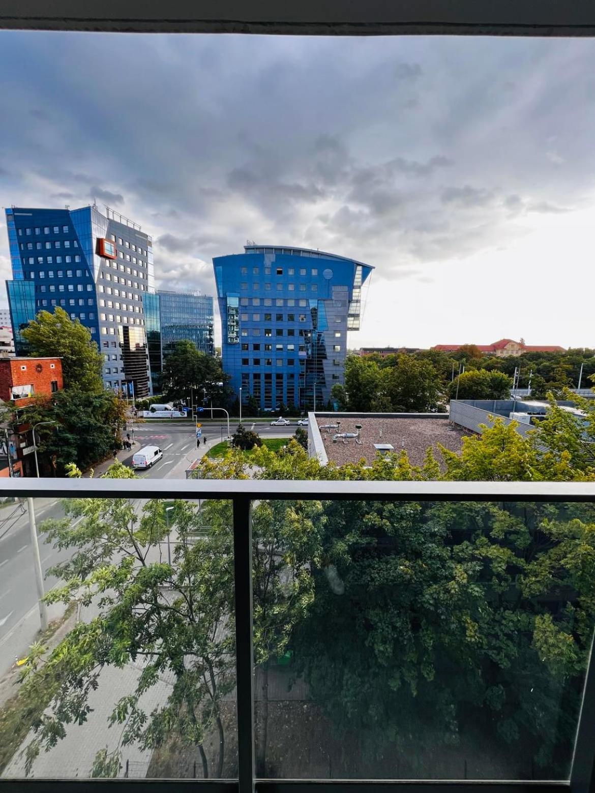 Property Apart - Legnicka Business Center วรอตซวาฟ ภายนอก รูปภาพ